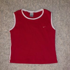 red nike tank